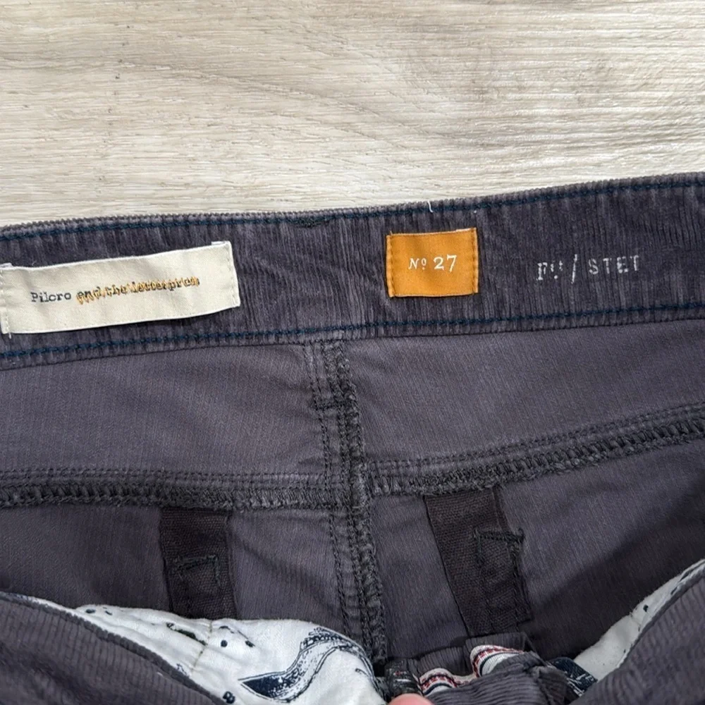 Pilcro from Anthropologie corduroy gray skinny pants